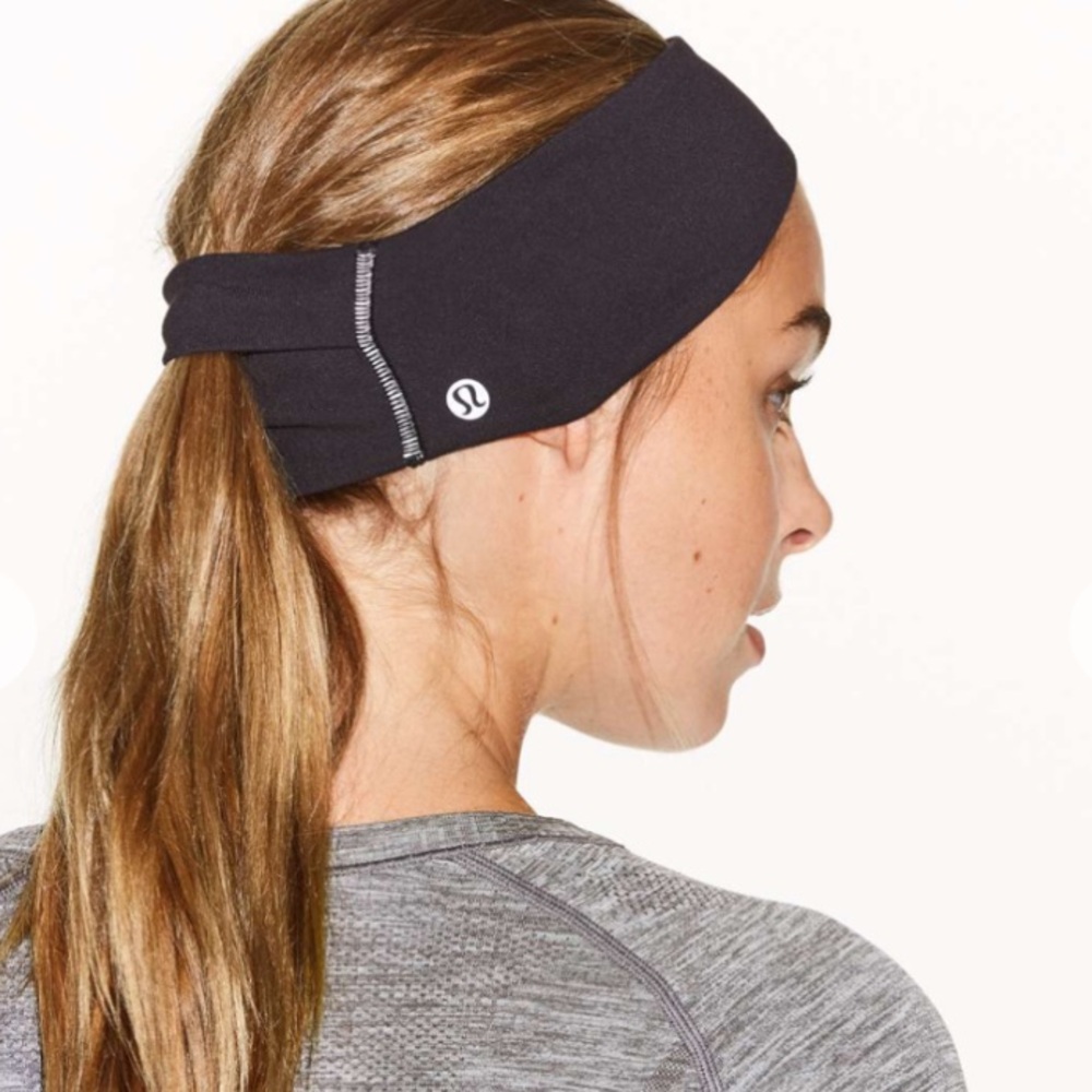 Lululemon Athletica Black Run it Out Ear Warmer with ponytail pocket